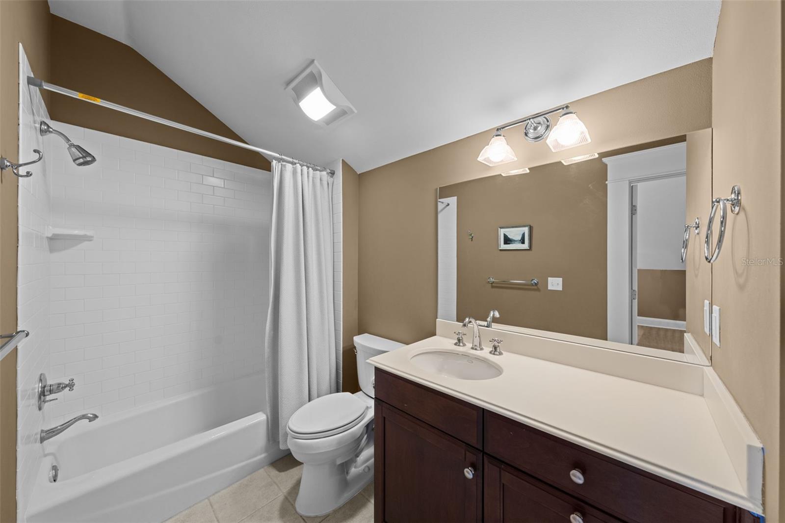 TB8413753 Property Photo