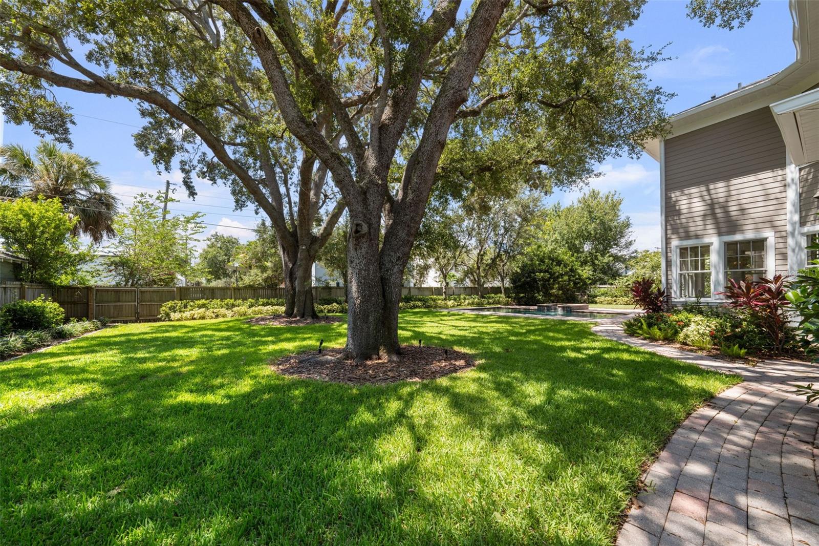 TB8413753 Property Photo