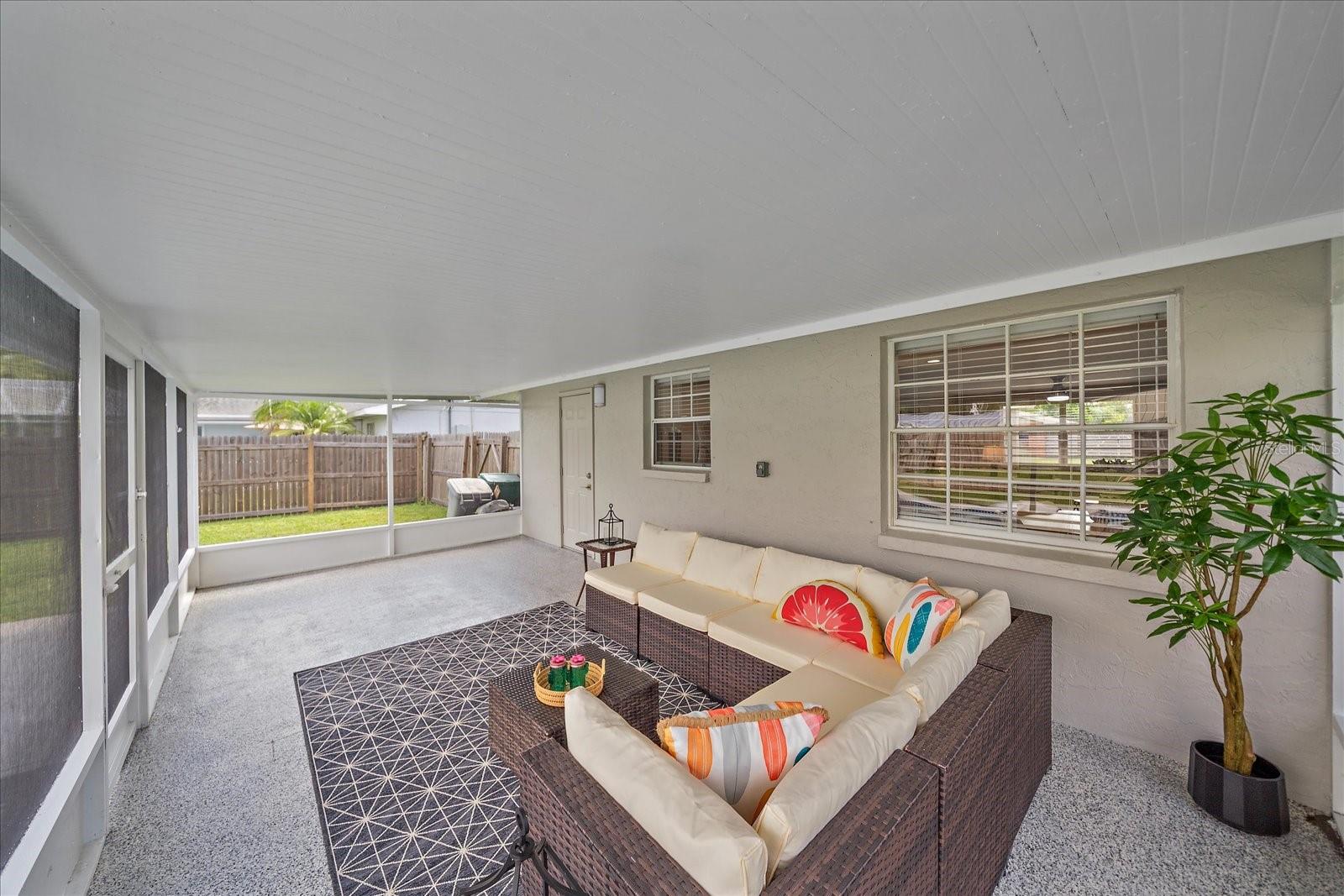 3032 GOLDEN RAIN DR, SARASOTA, FL, 34232