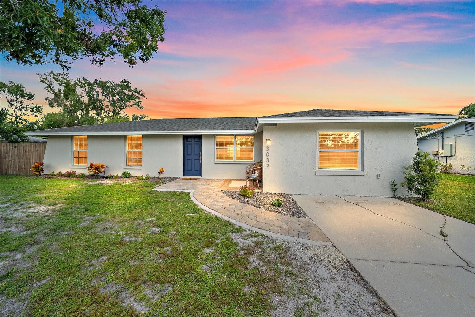 3032 GOLDEN RAIN DR, SARASOTA, FL, 34232