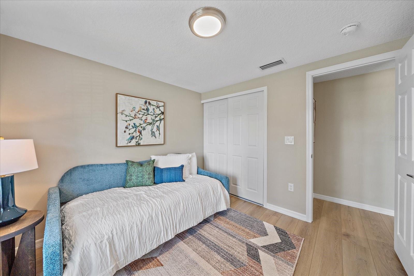 3032 GOLDEN RAIN DR, SARASOTA, FL, 34232