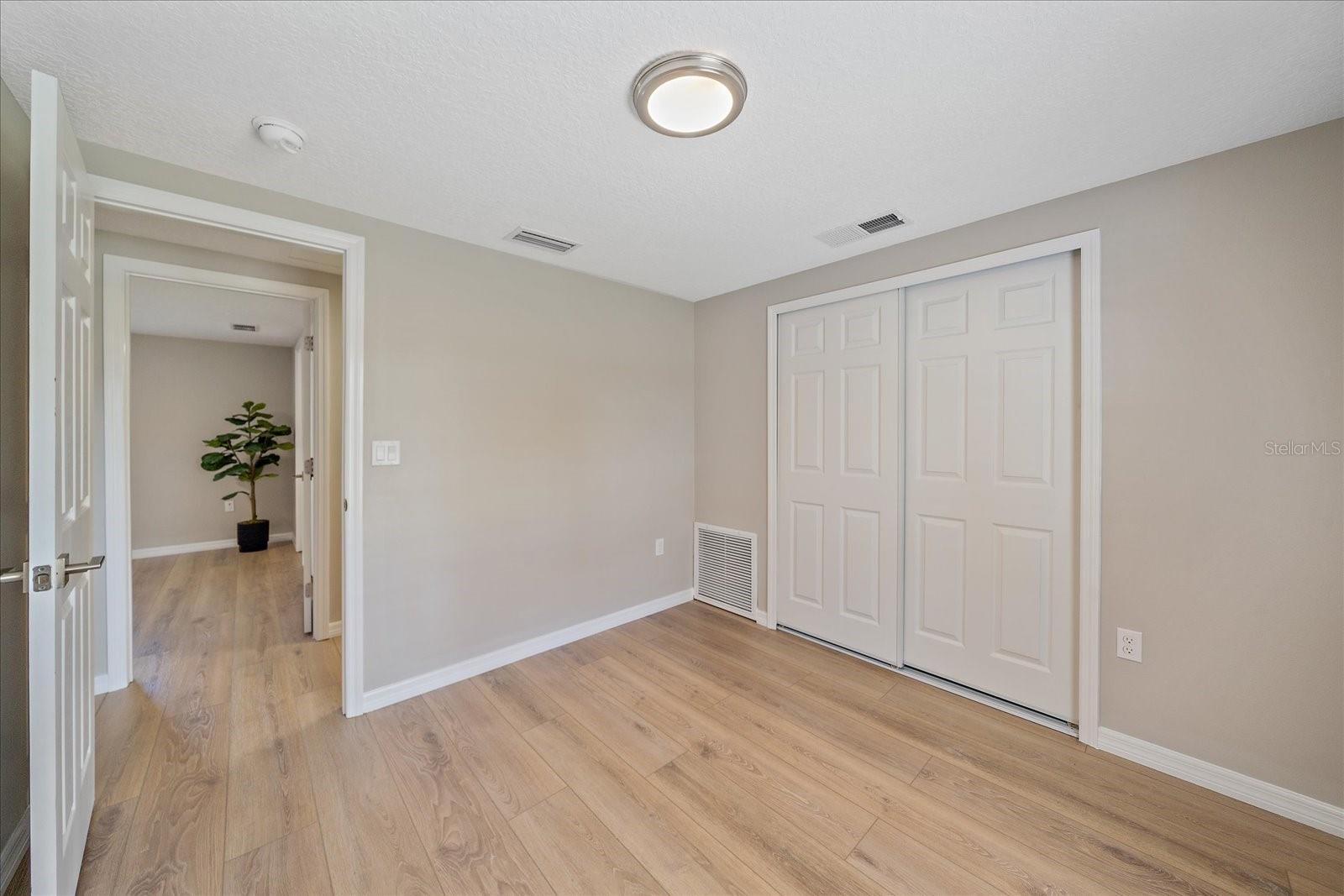 3032 GOLDEN RAIN DR, SARASOTA, FL, 34232