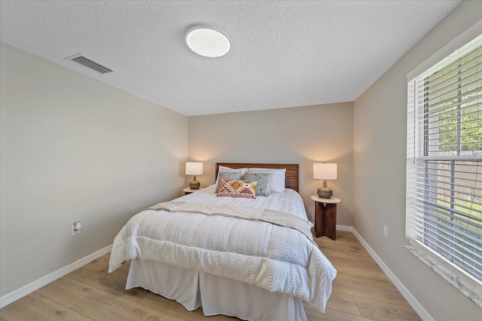 3032 GOLDEN RAIN DR, SARASOTA, FL, 34232