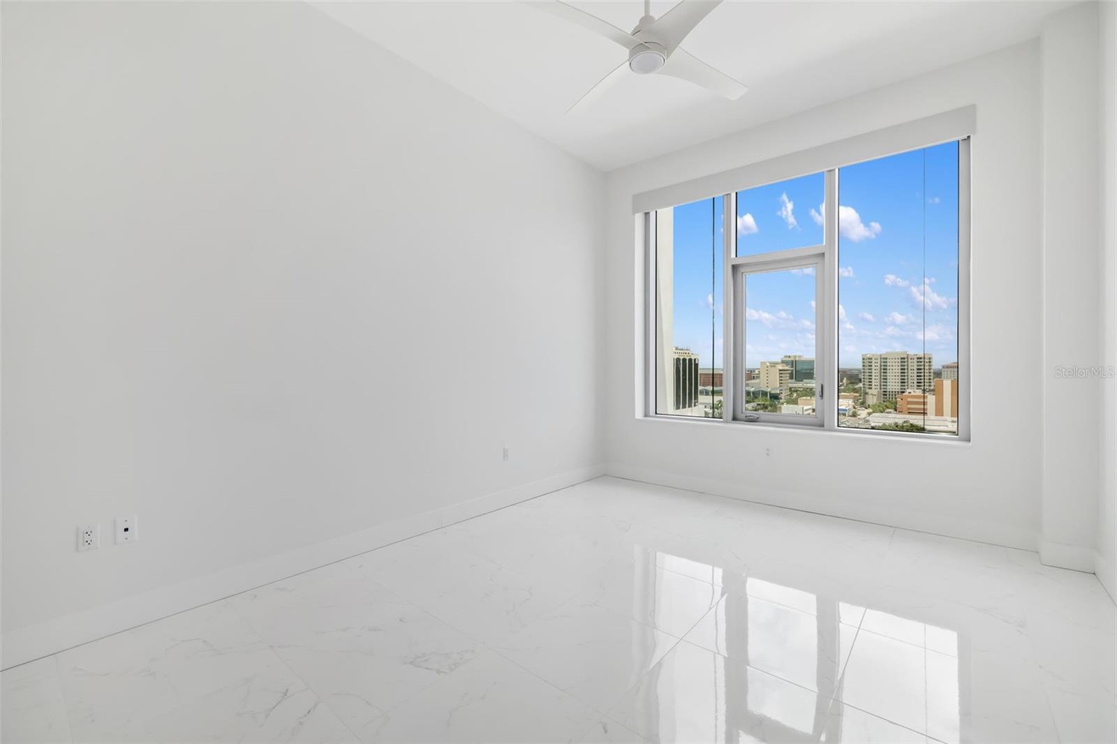 A4660919 Property Photo