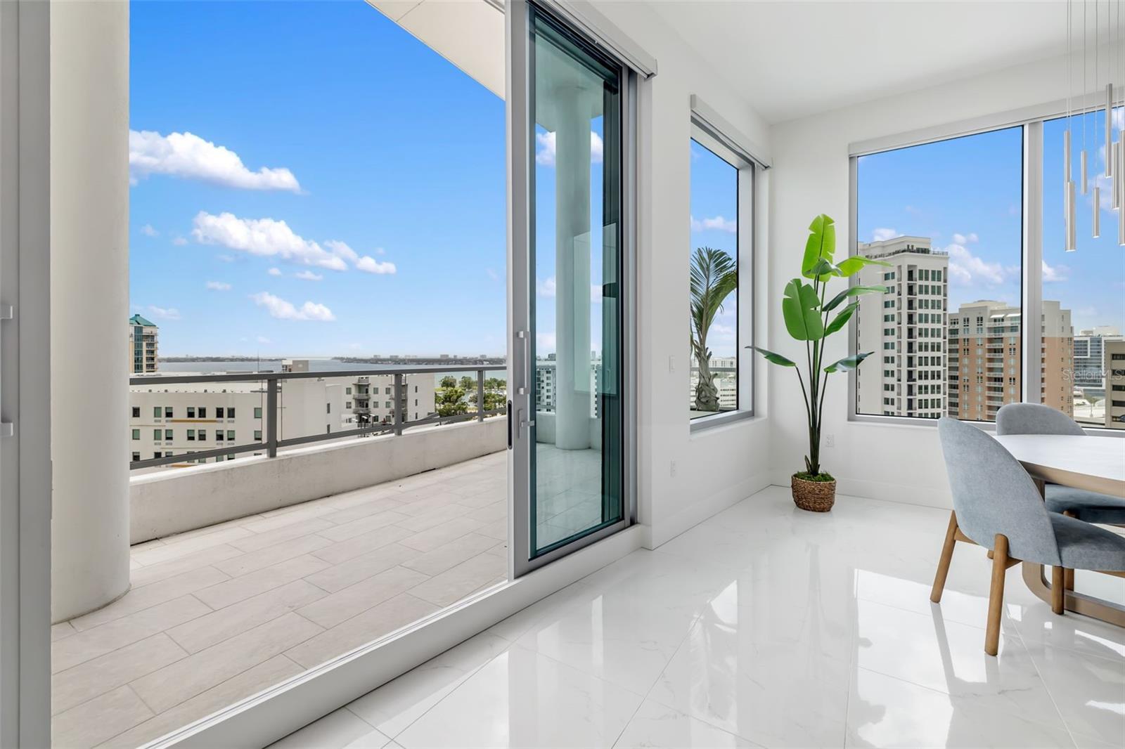 A4660919 Property Photo