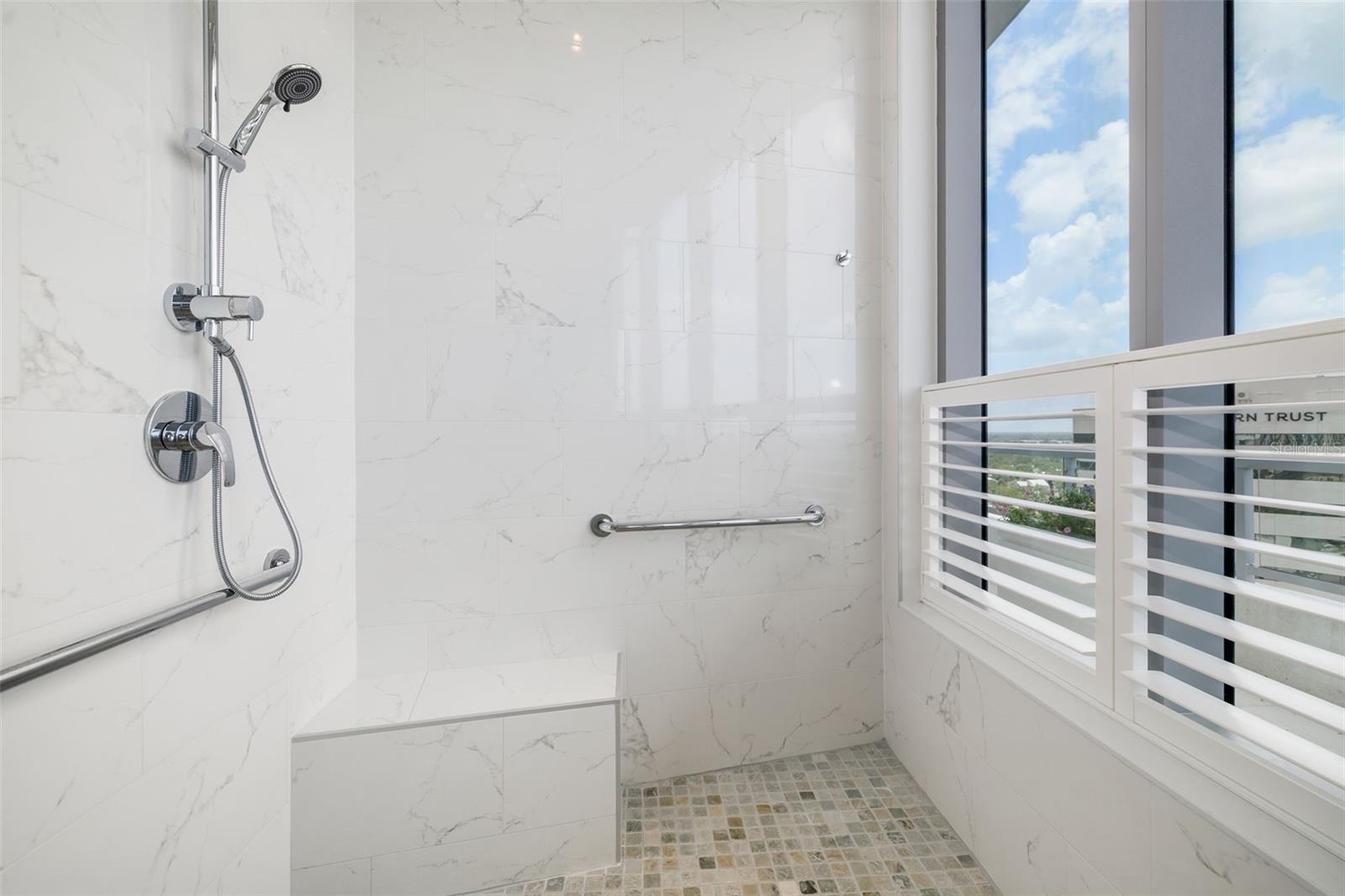 A4660919 Property Photo