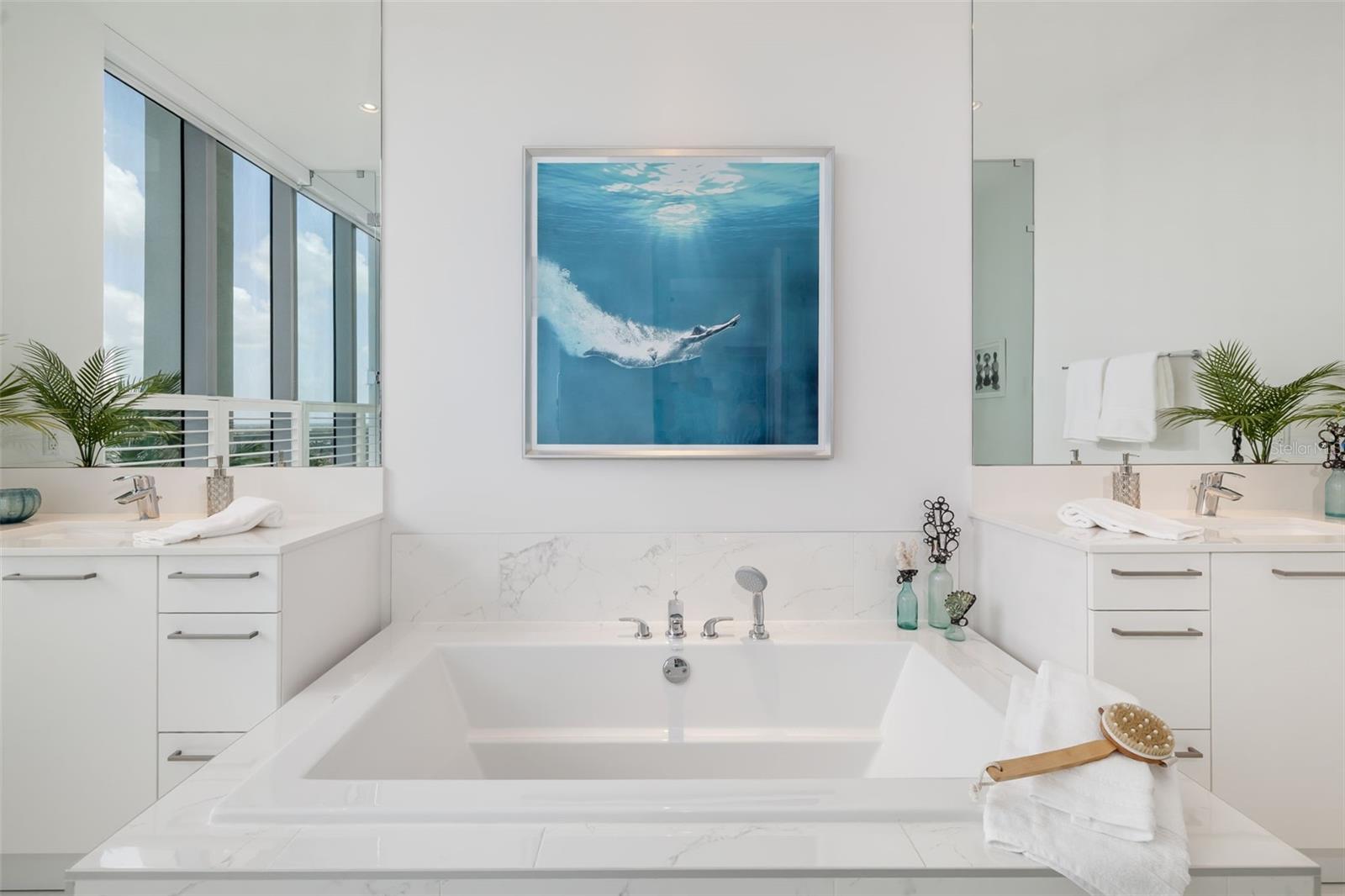 A4660919 Property Photo