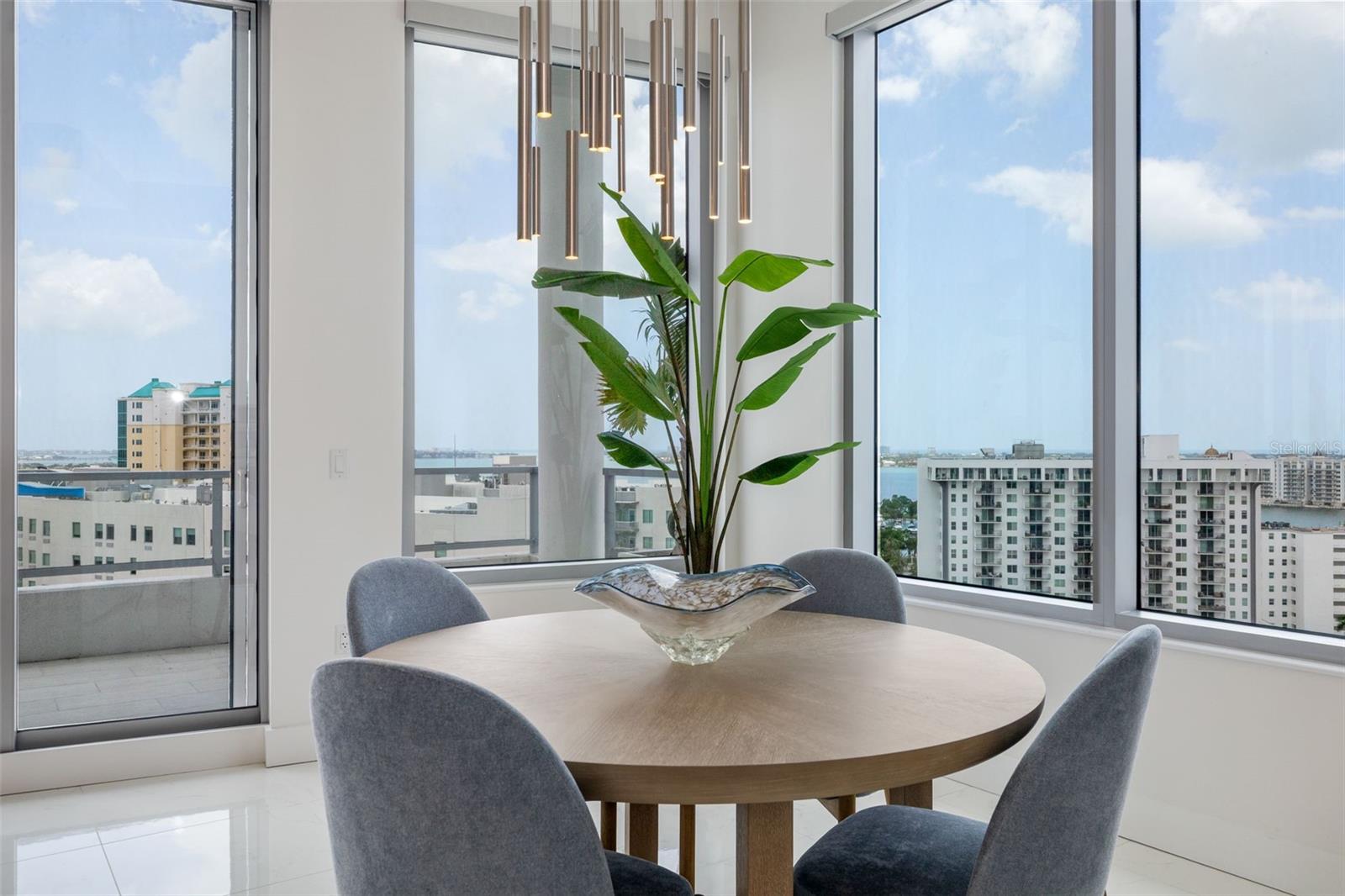 A4660919 Property Photo