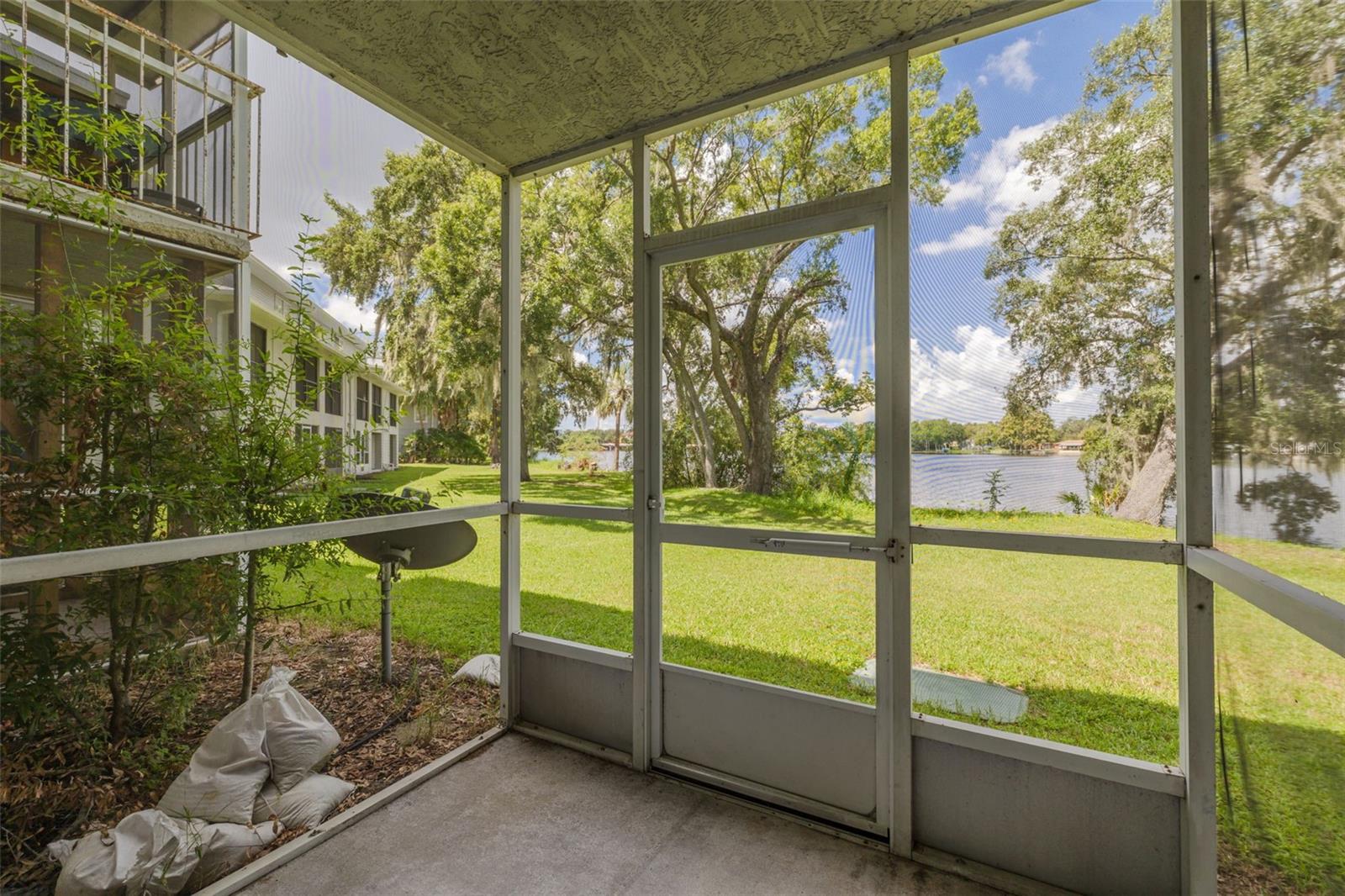 TB8413917 Property Photo