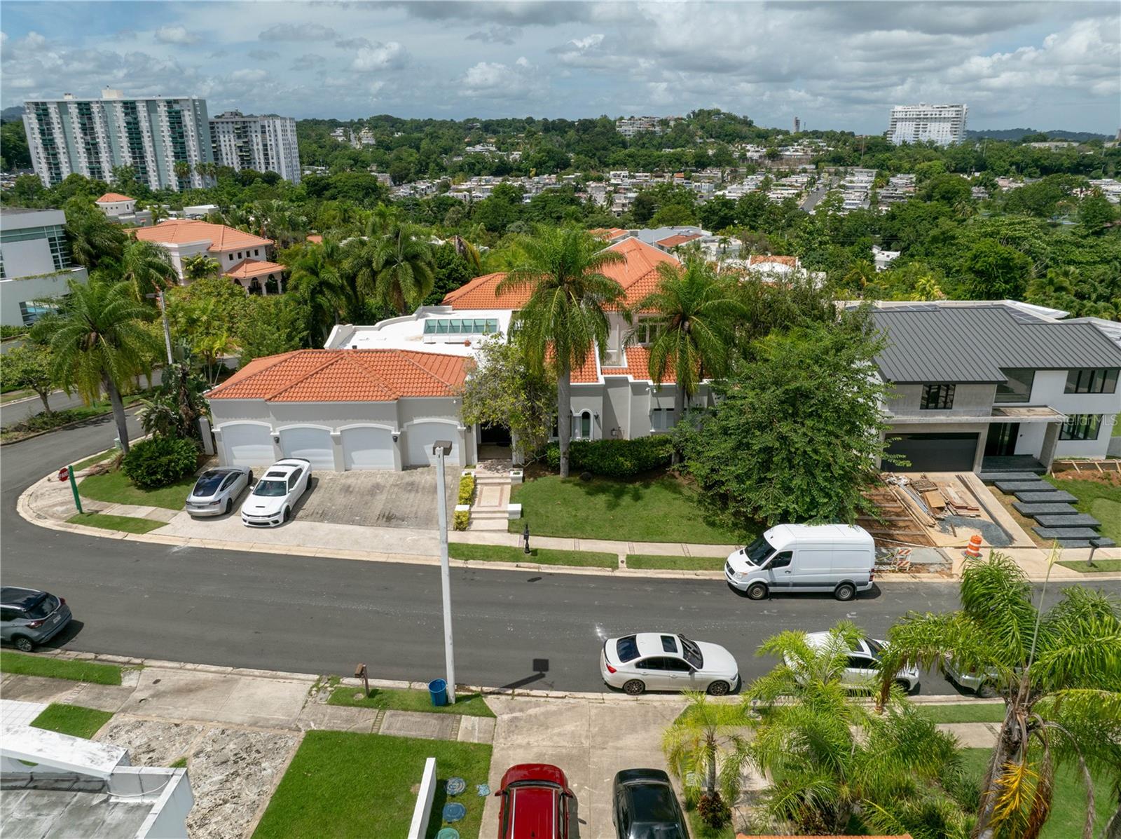 PR9115273 Property Photo