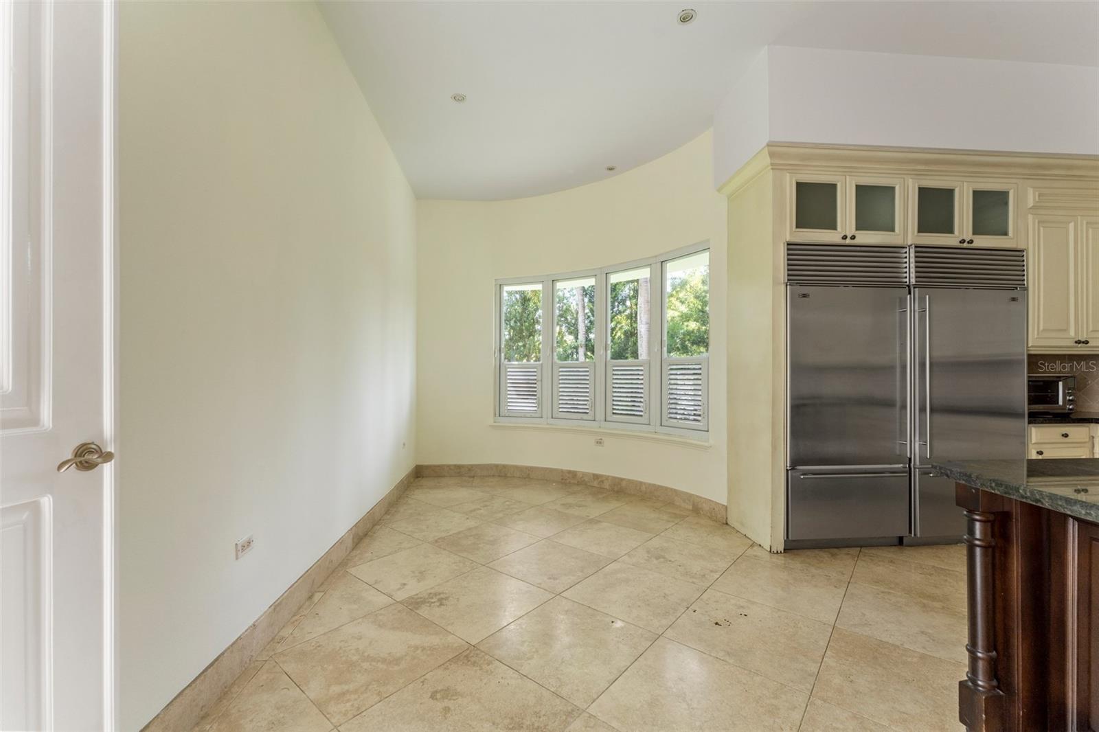 PR9115273 Property Photo