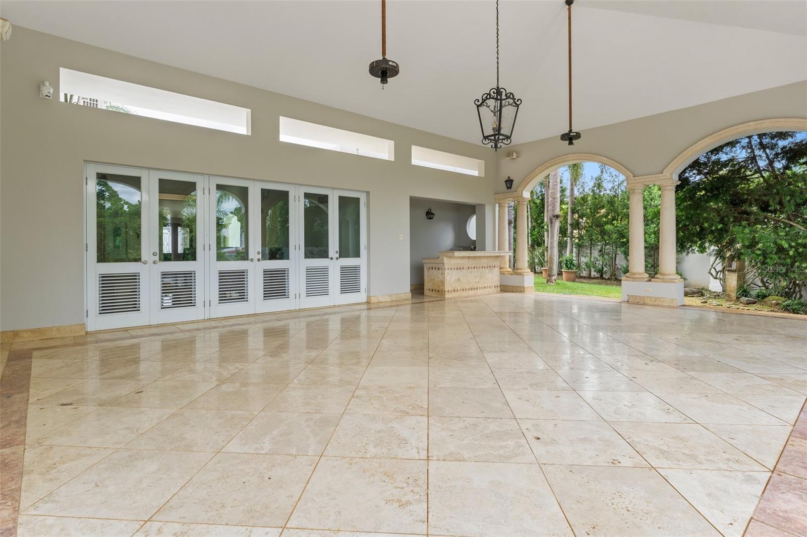 PR9115273 Property Photo