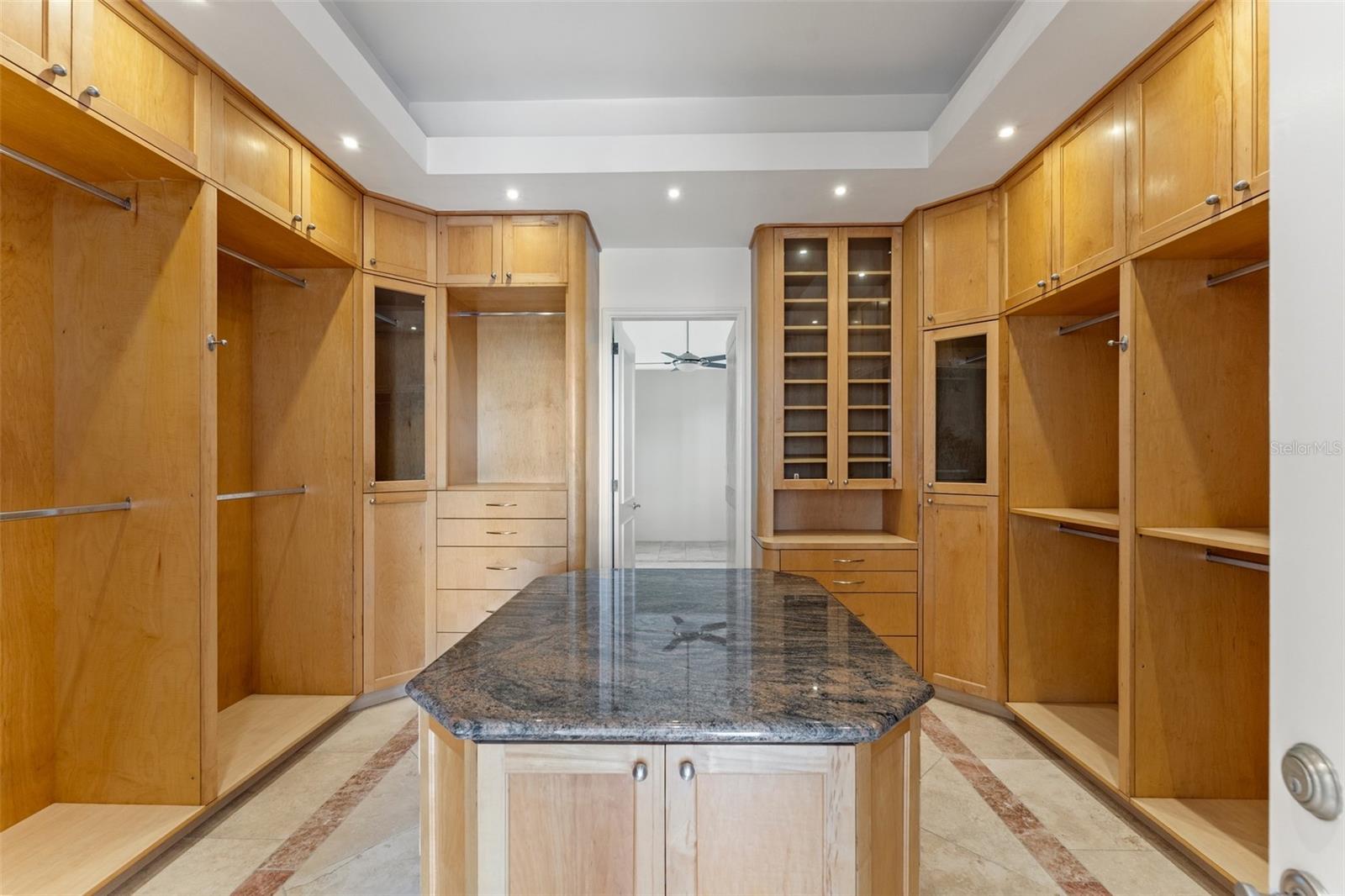 PR9115273 Property Photo