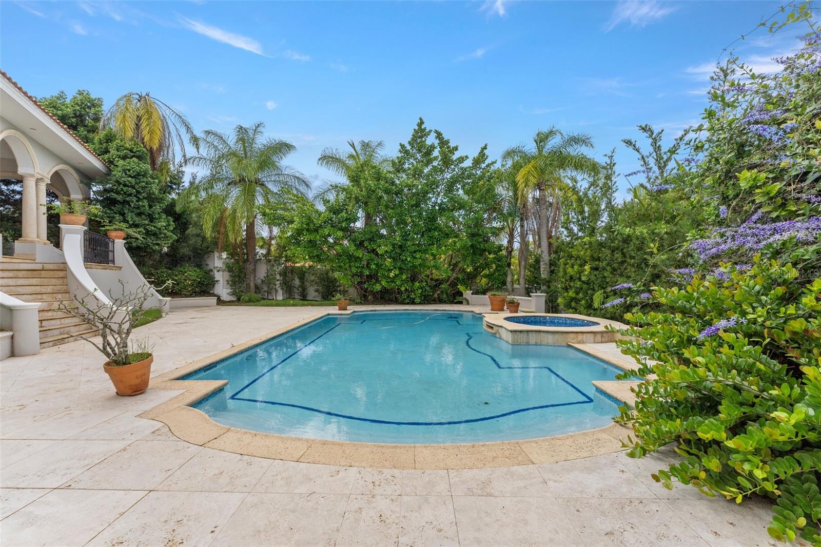 PR9115273 Property Photo