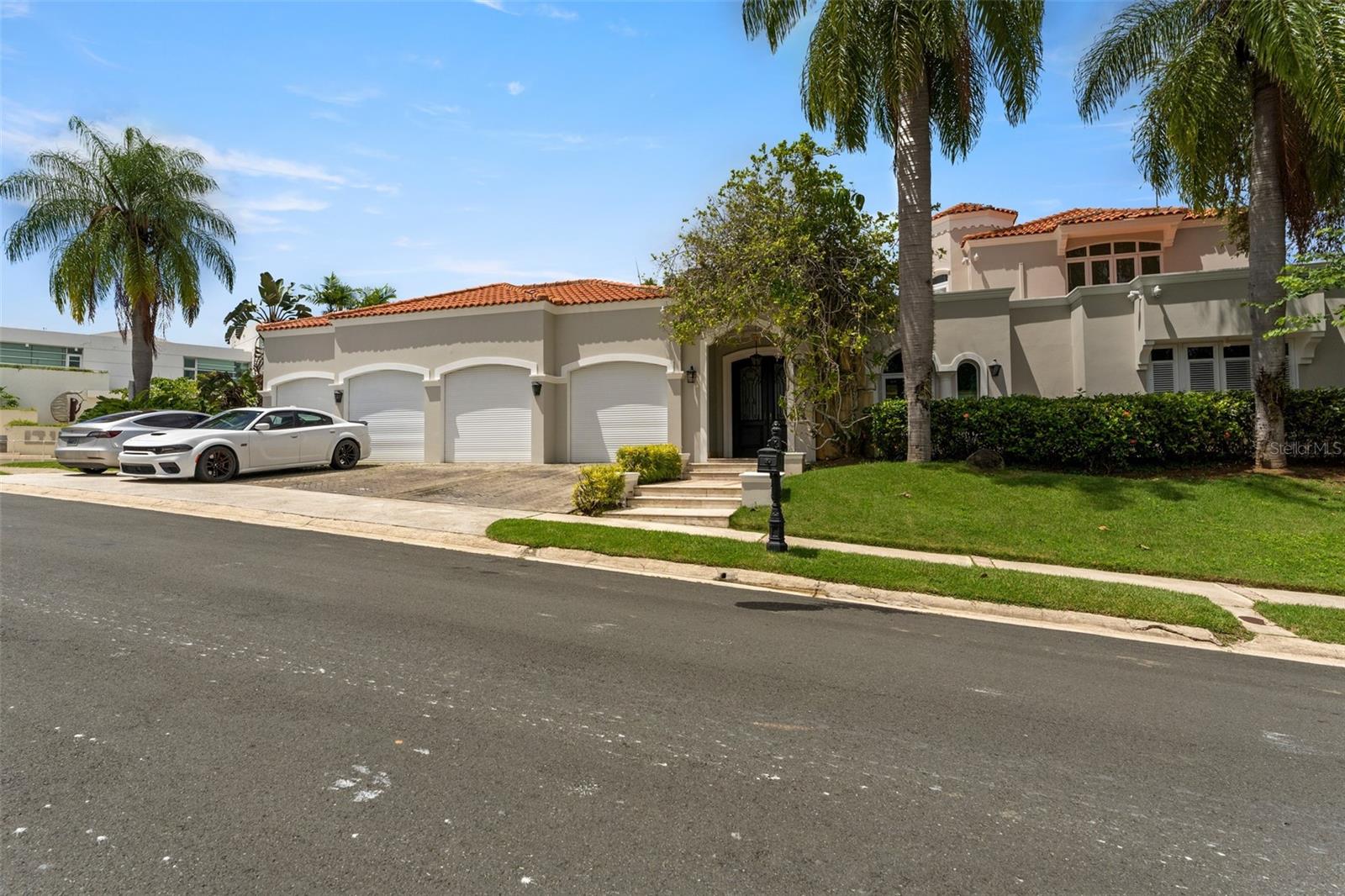 PR9115273 Property Photo