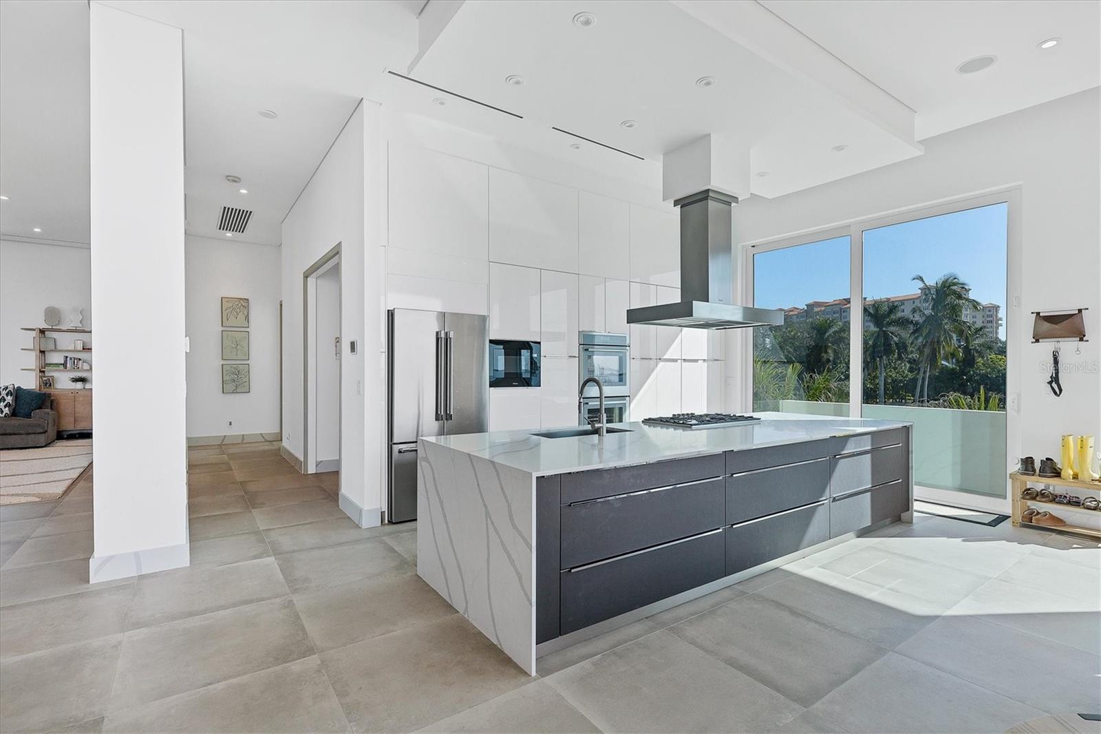 A4660993 Property Photo