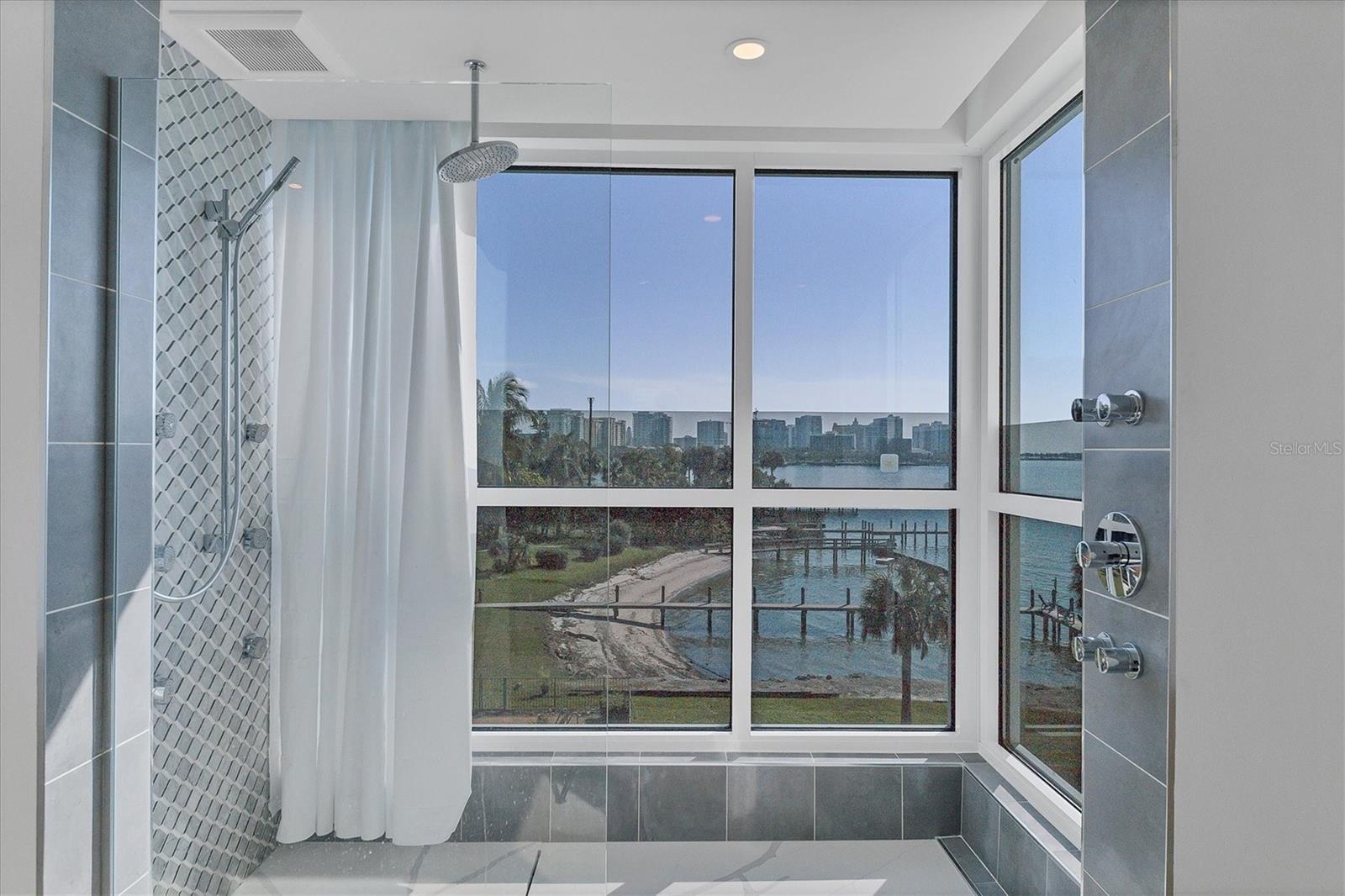 A4660993 Property Photo