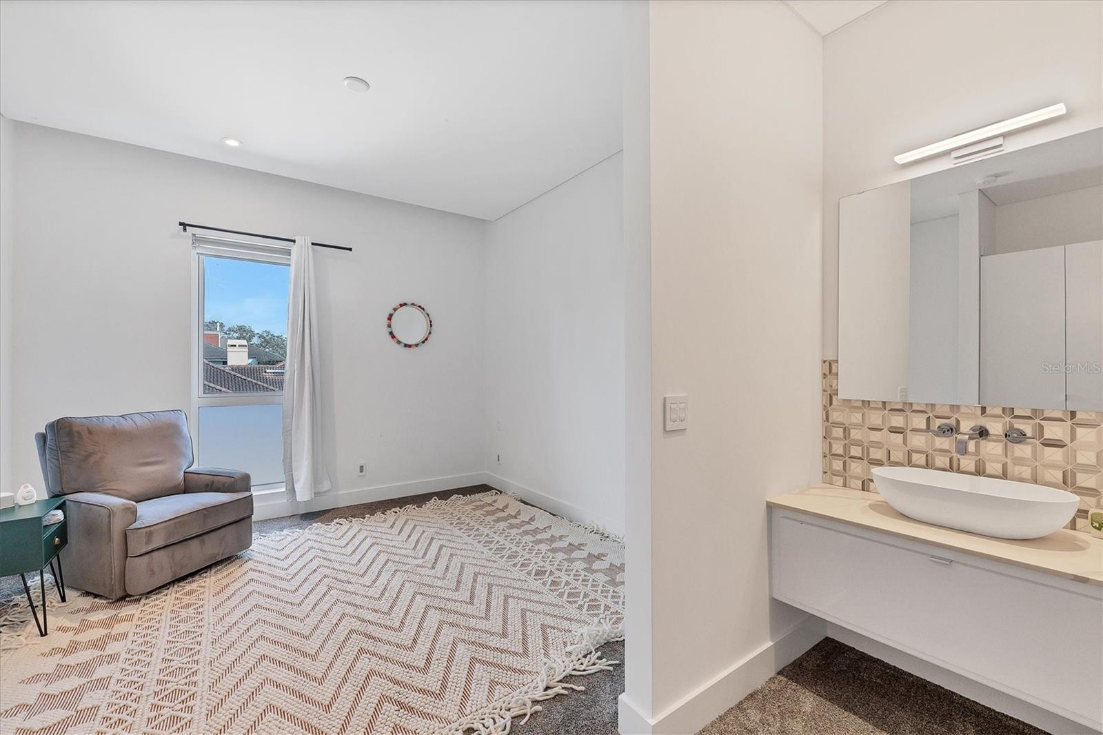 A4660993 Property Photo