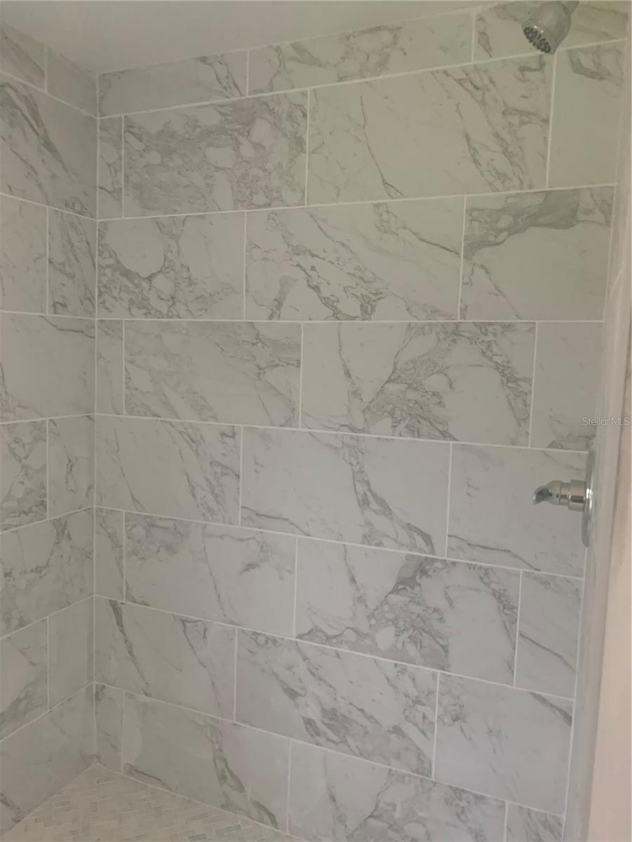 W7877891 Property Photo