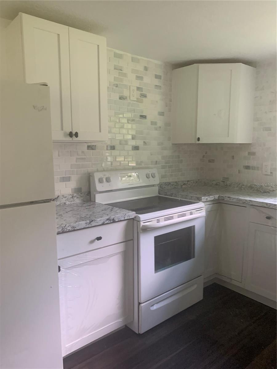 W7877891 Property Photo