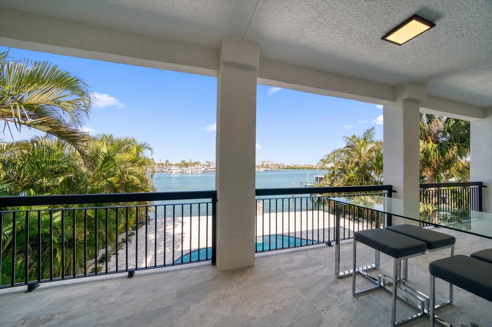 TB8414077 Property Photo