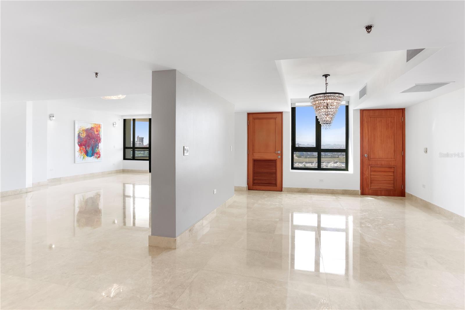 PR9115279 Property Photo