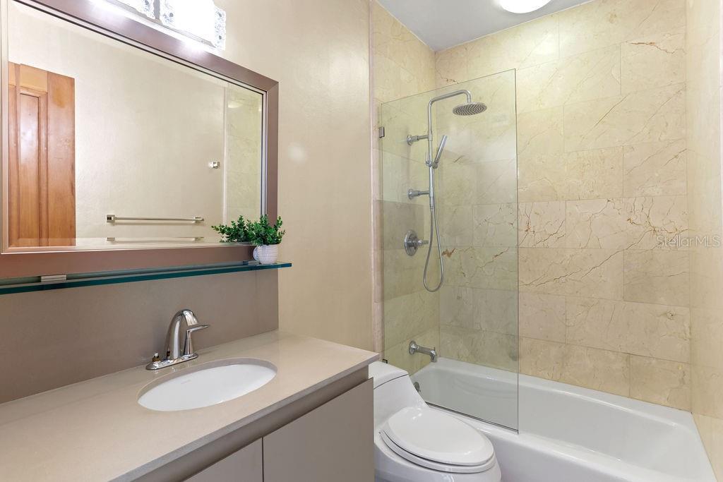 PR9115279 Property Photo