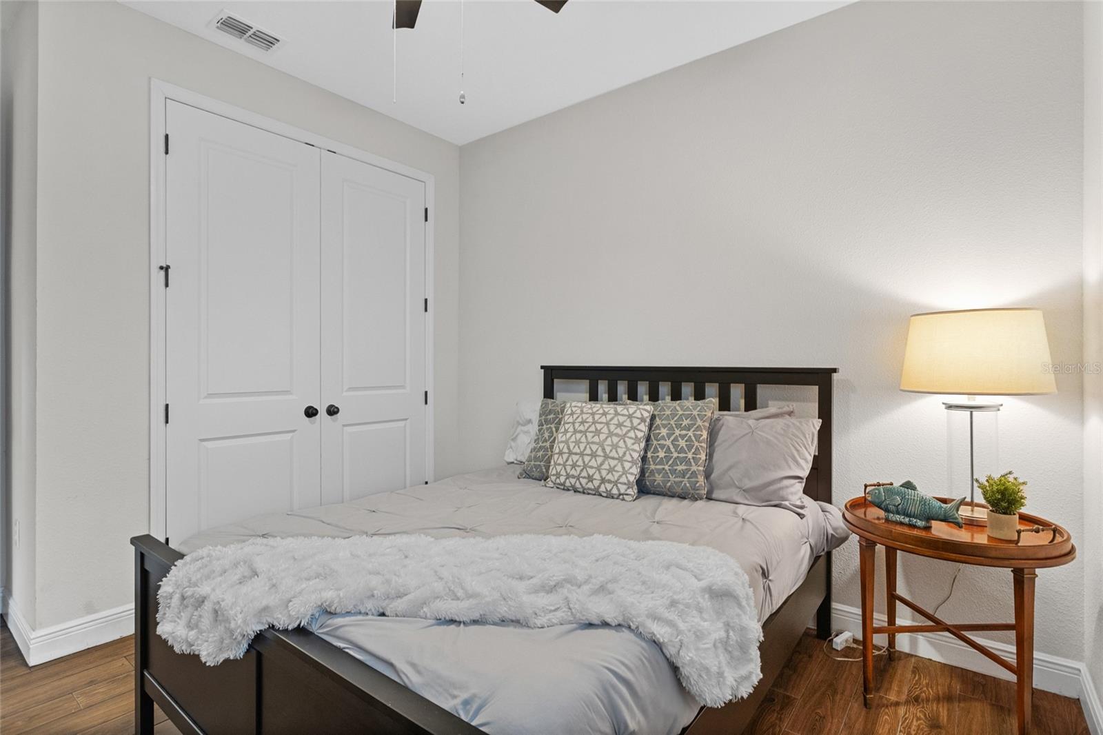 O6333155 Property Photo
