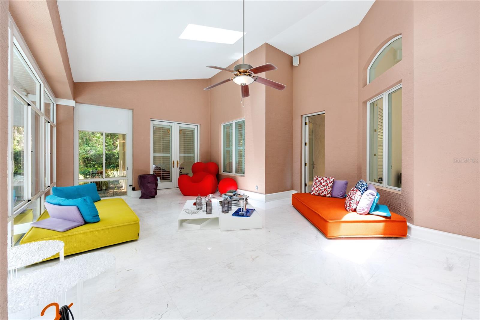 OM706904 Property Photo