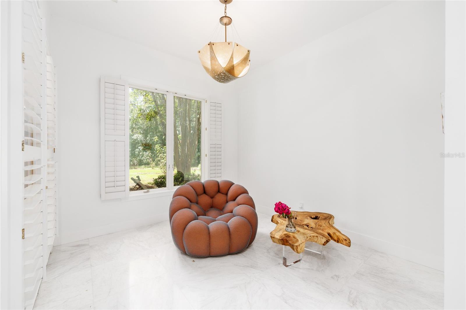 OM706904 Property Photo