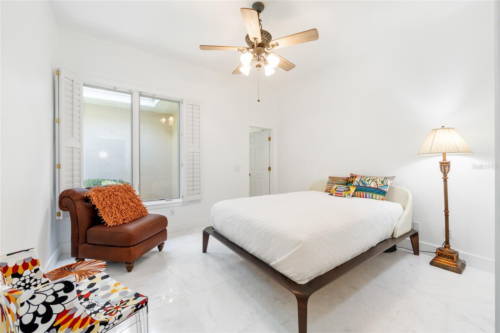 OM706904 Property Photo