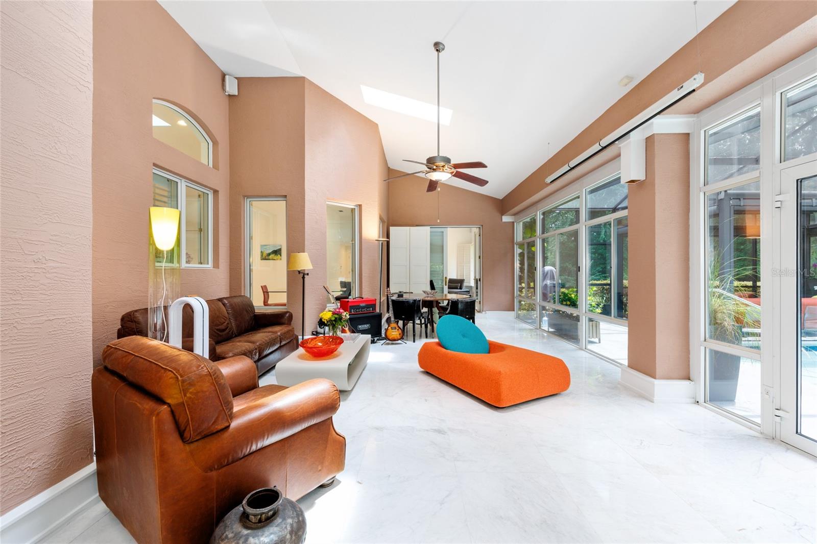 OM706904 Property Photo