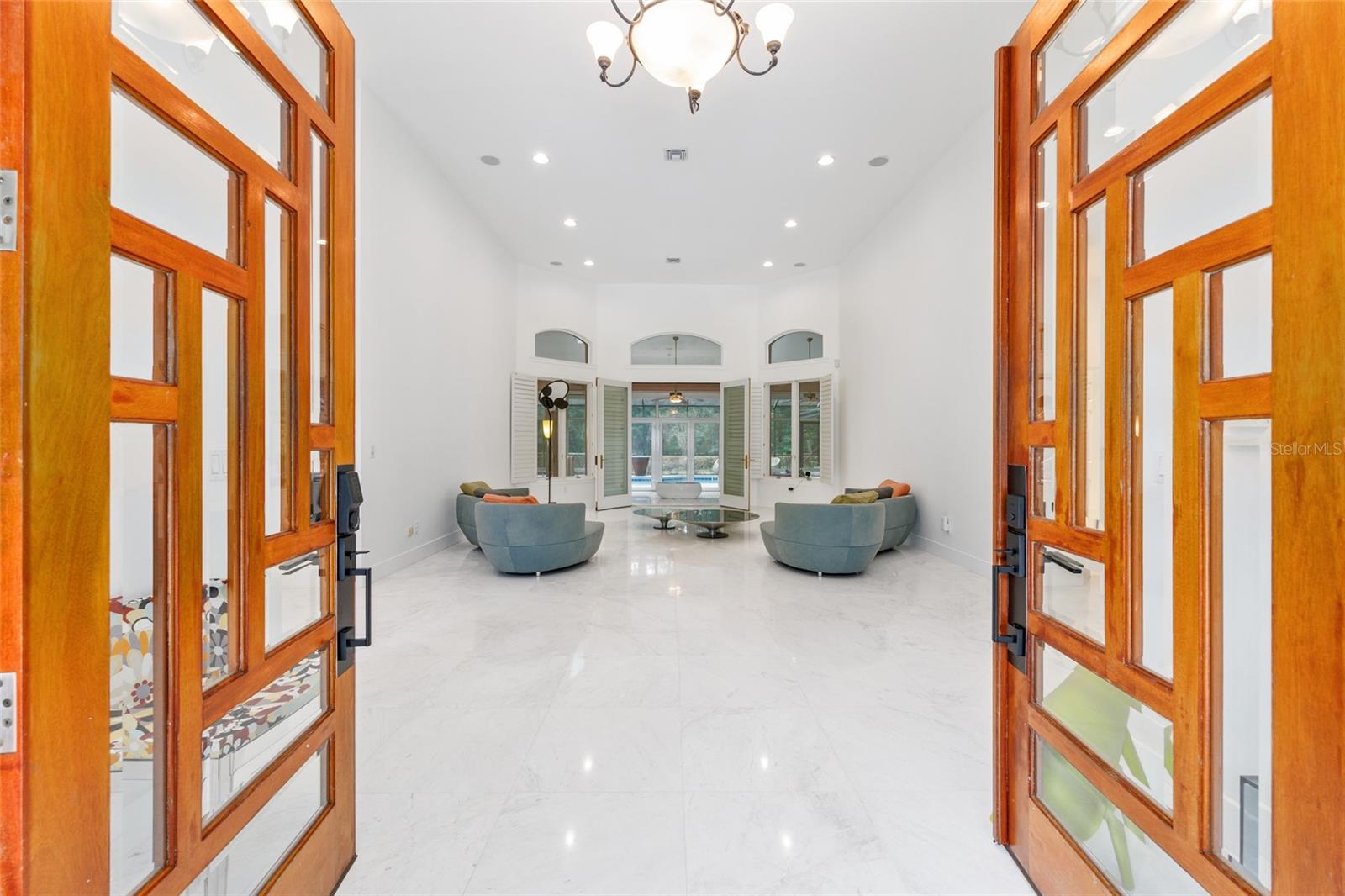 OM706904 Property Photo