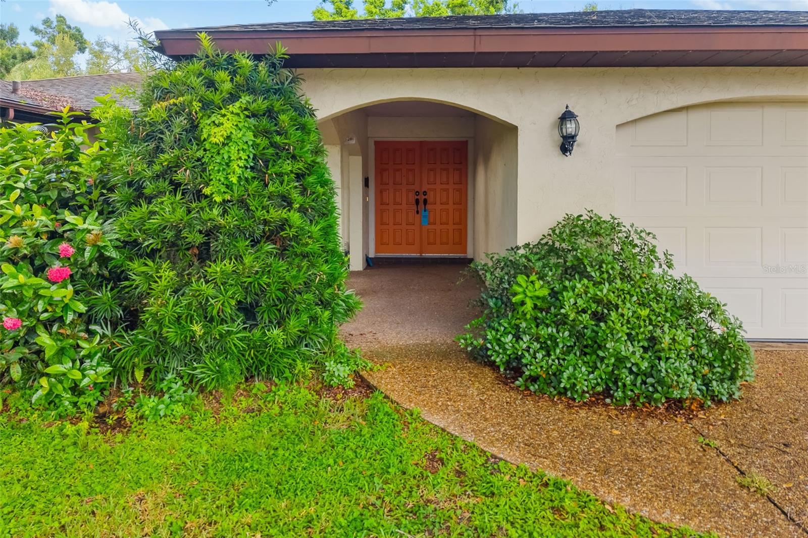 N6139984 Property Photo