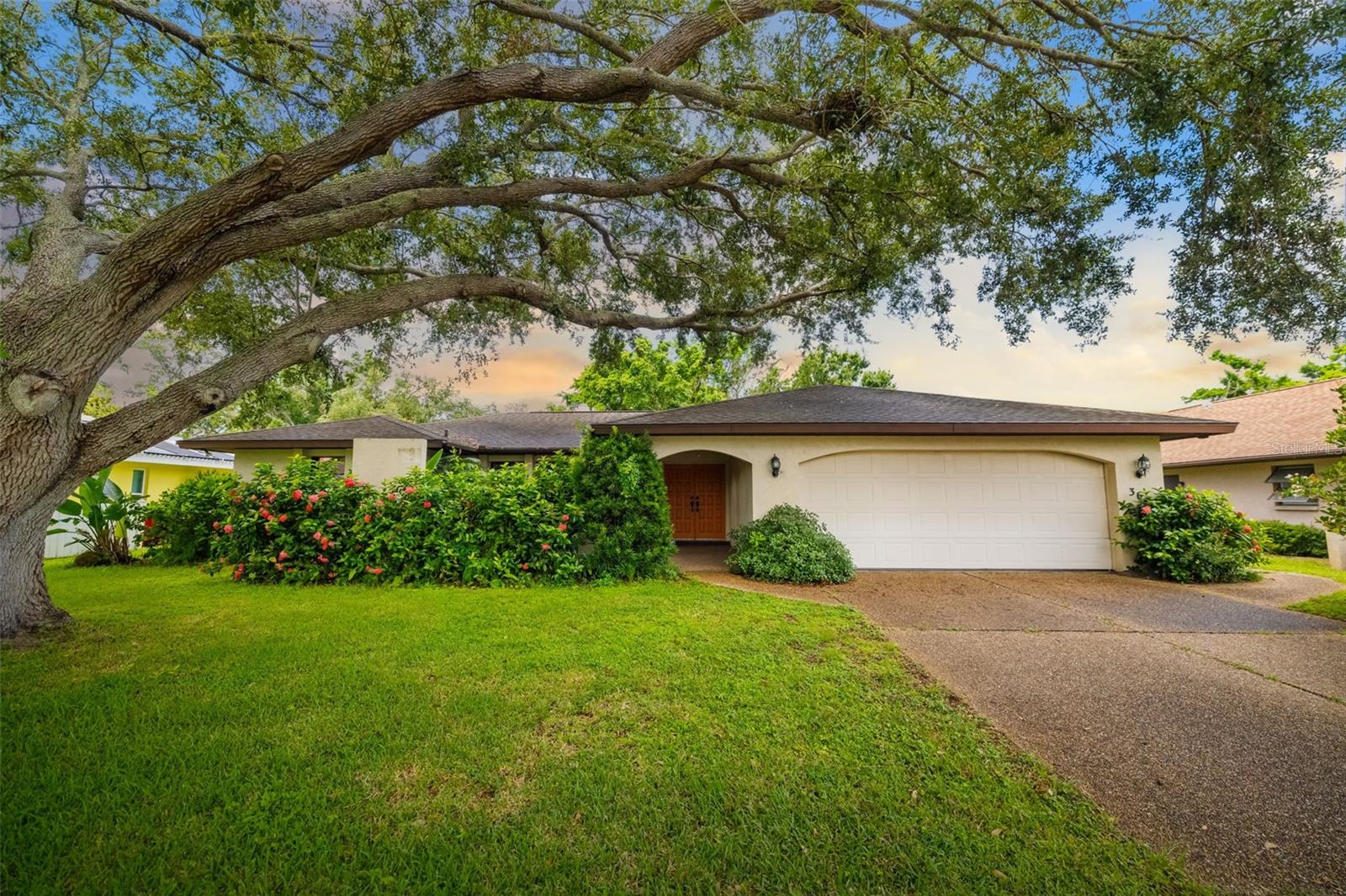 N6139984 Property Photo