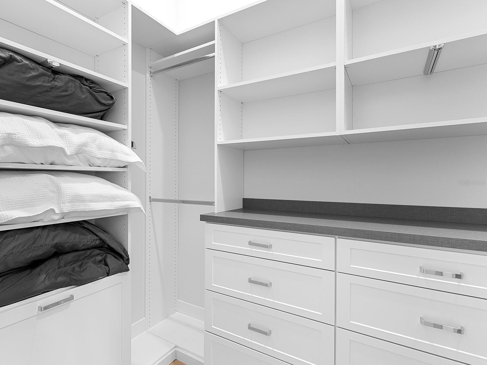 A4661045 Property Photo