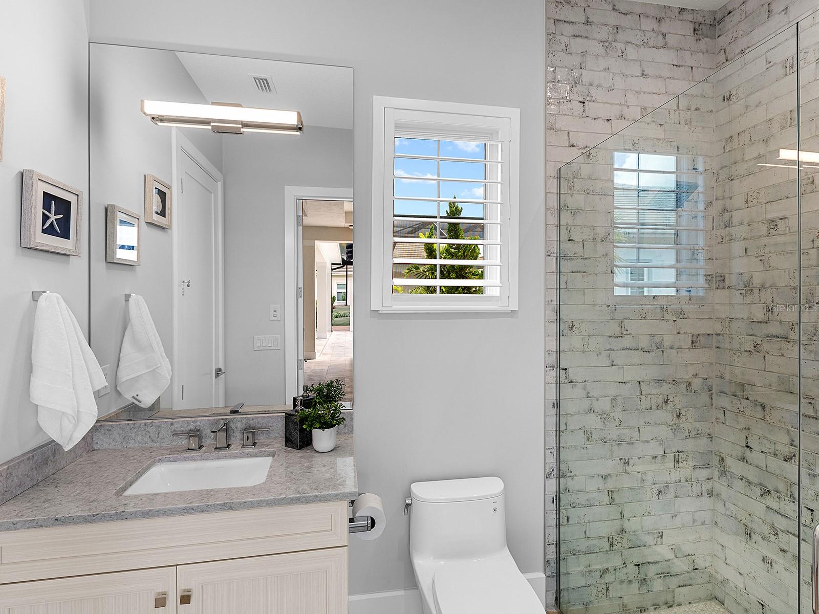 A4661045 Property Photo