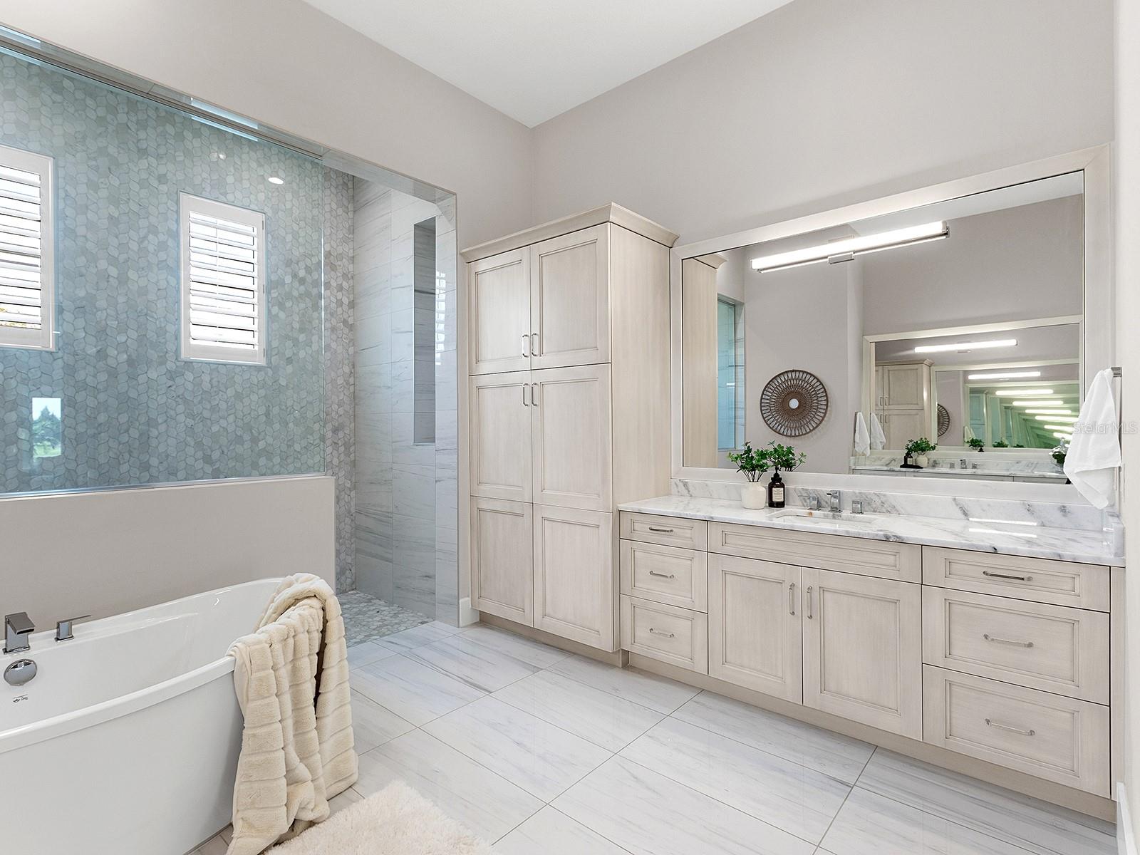 A4661045 Property Photo