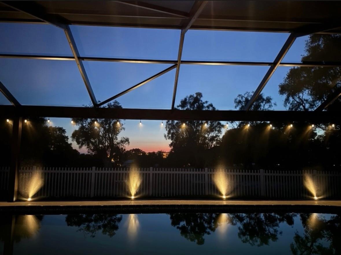 Lighting That offers multI option colors for your desired look.