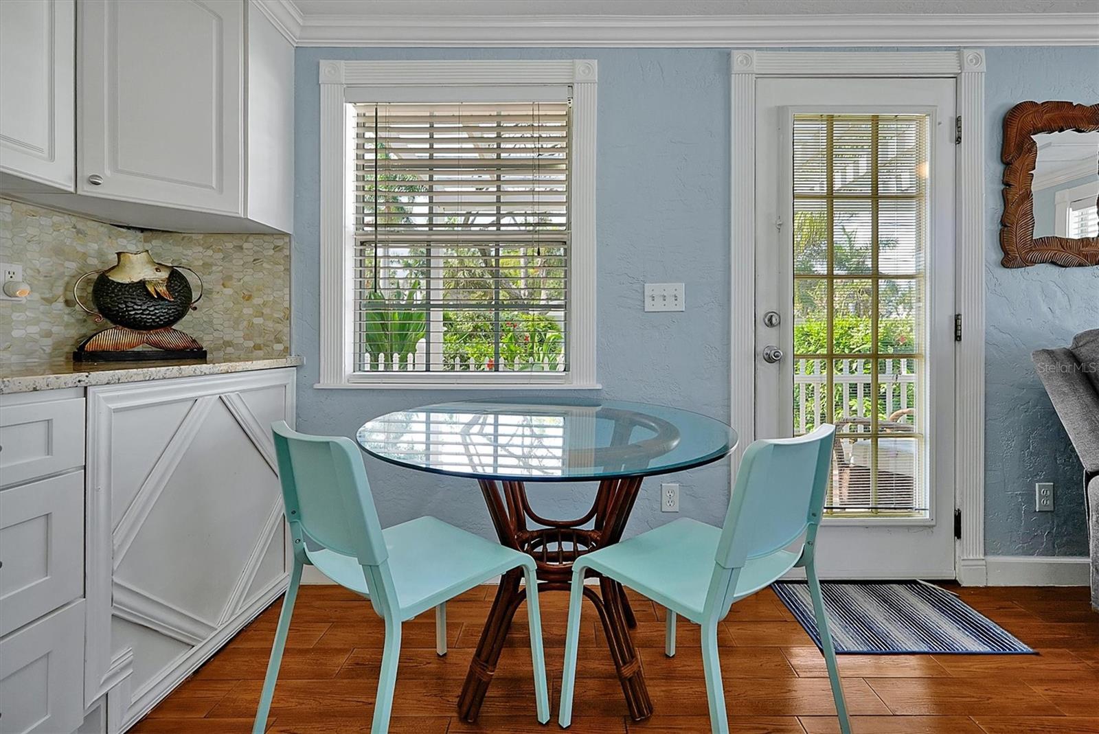 O6333255 Property Photo