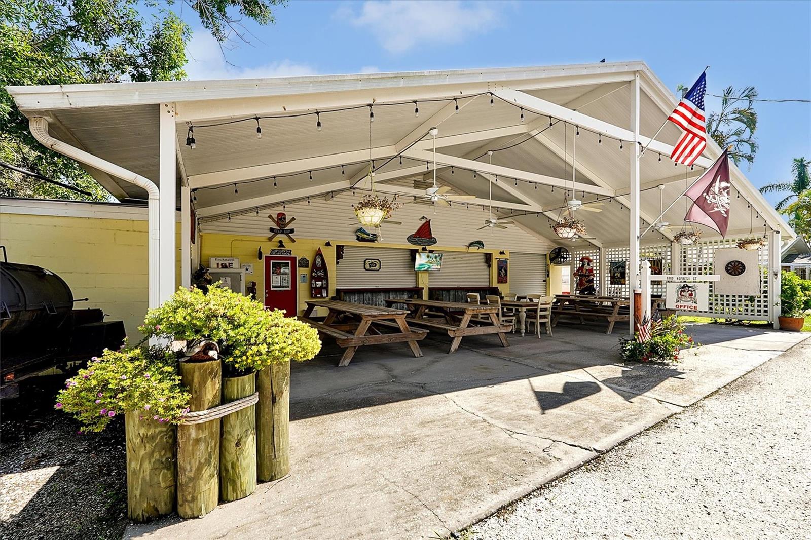 O6333255 Property Photo