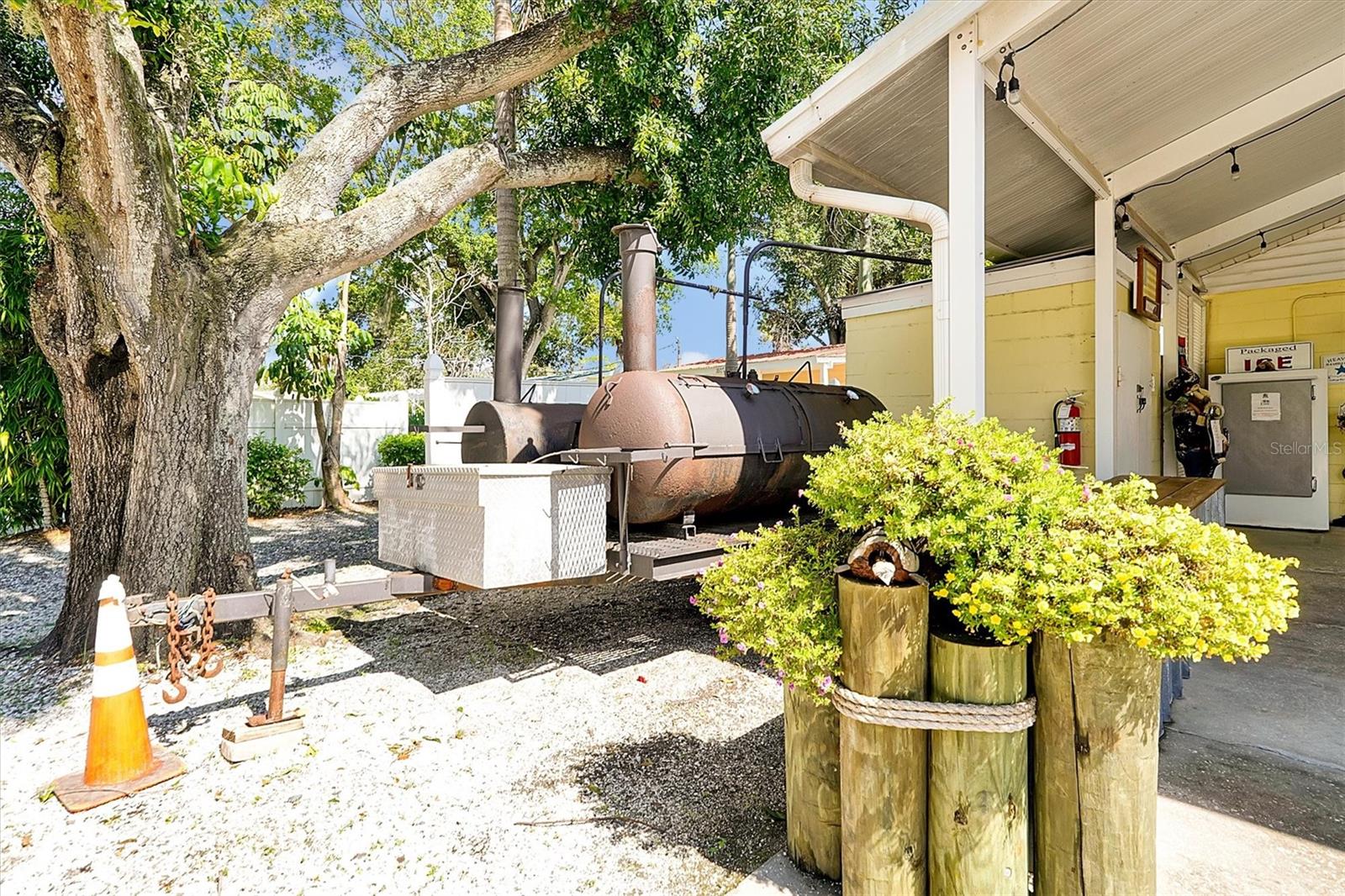 O6333255 Property Photo