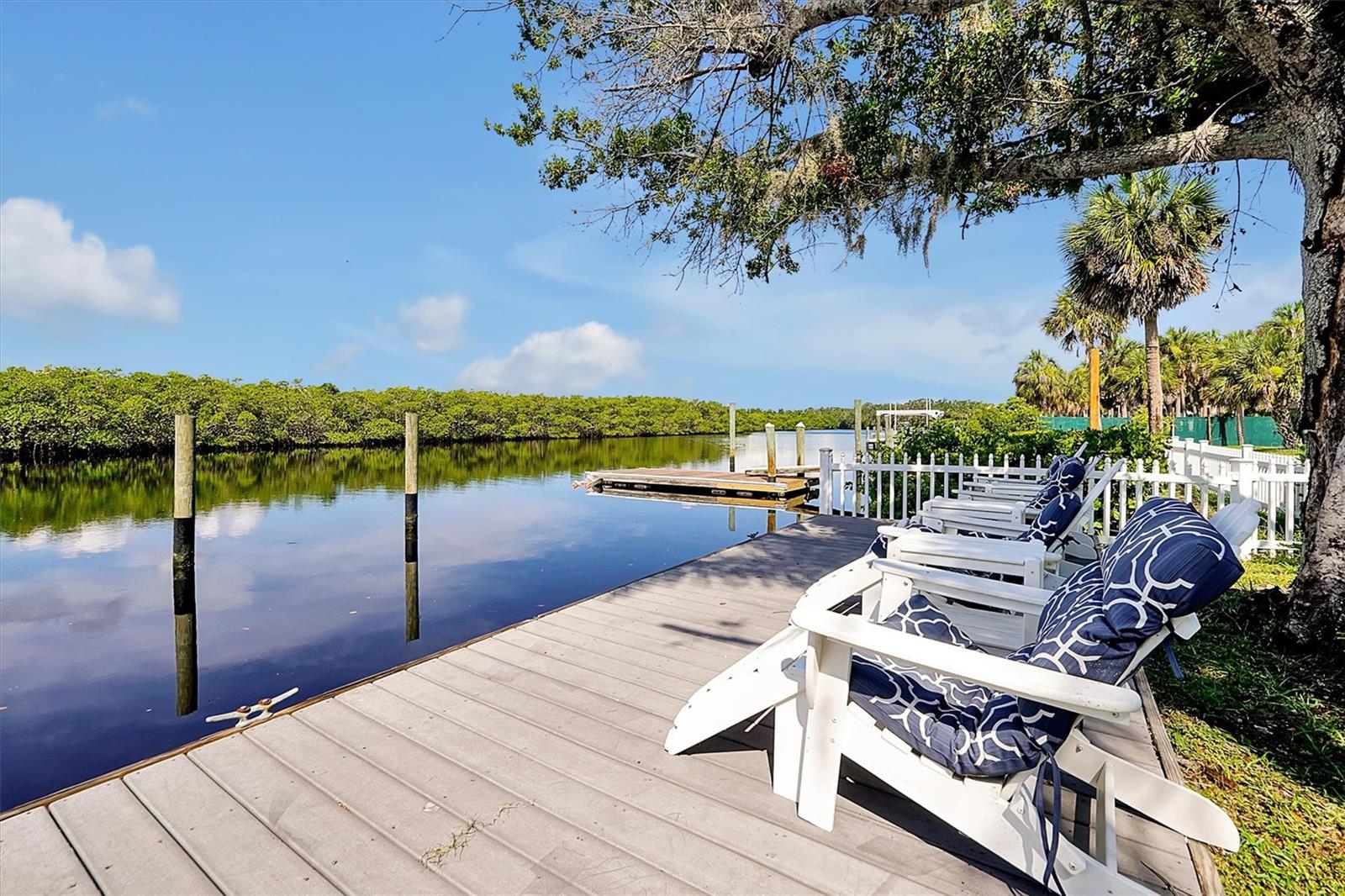 O6333255 Property Photo