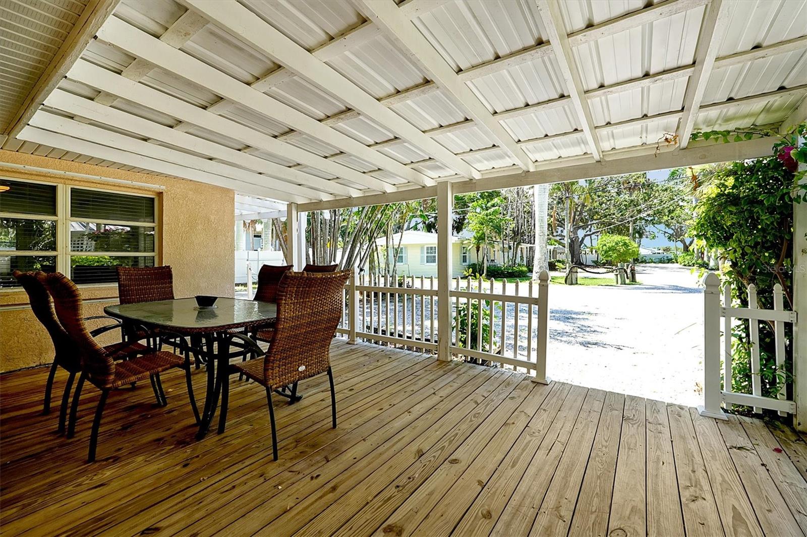 O6333255 Property Photo