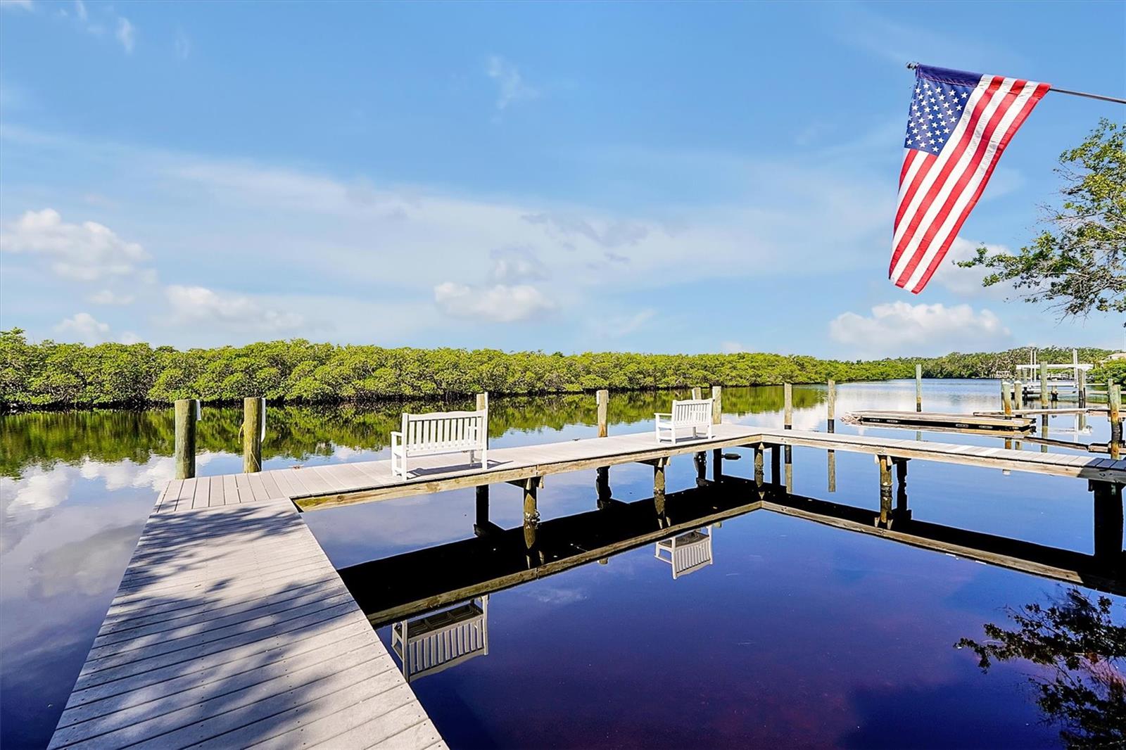 O6333255 Property Photo