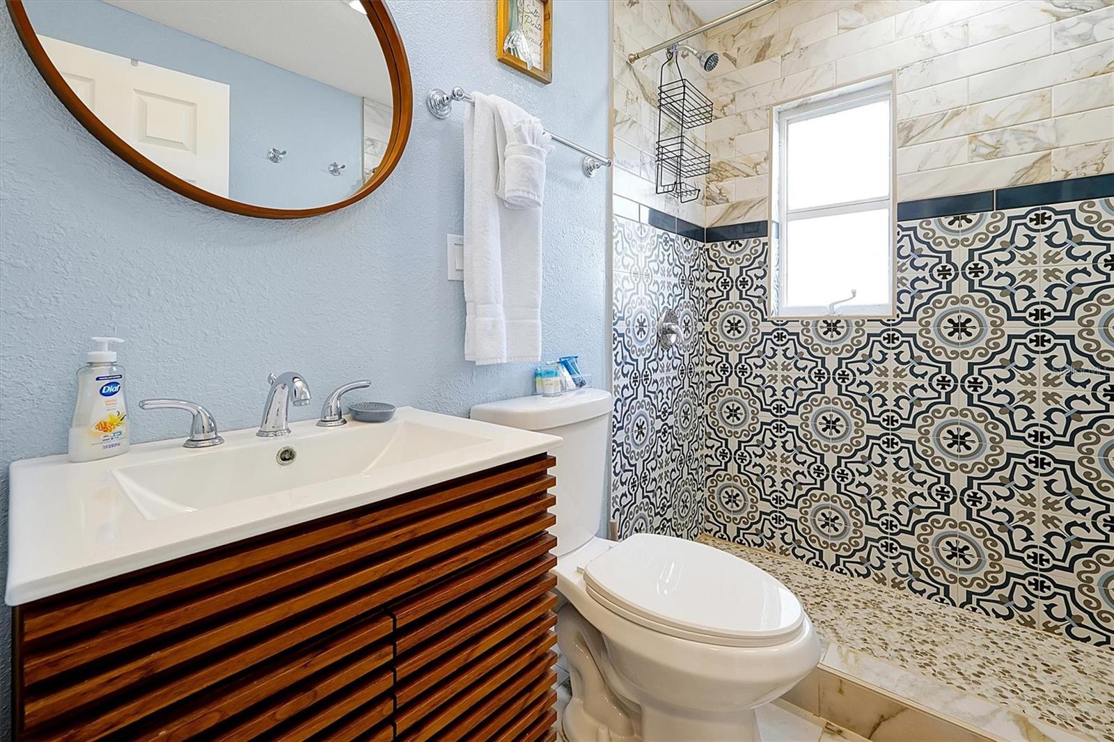 O6333255 Property Photo