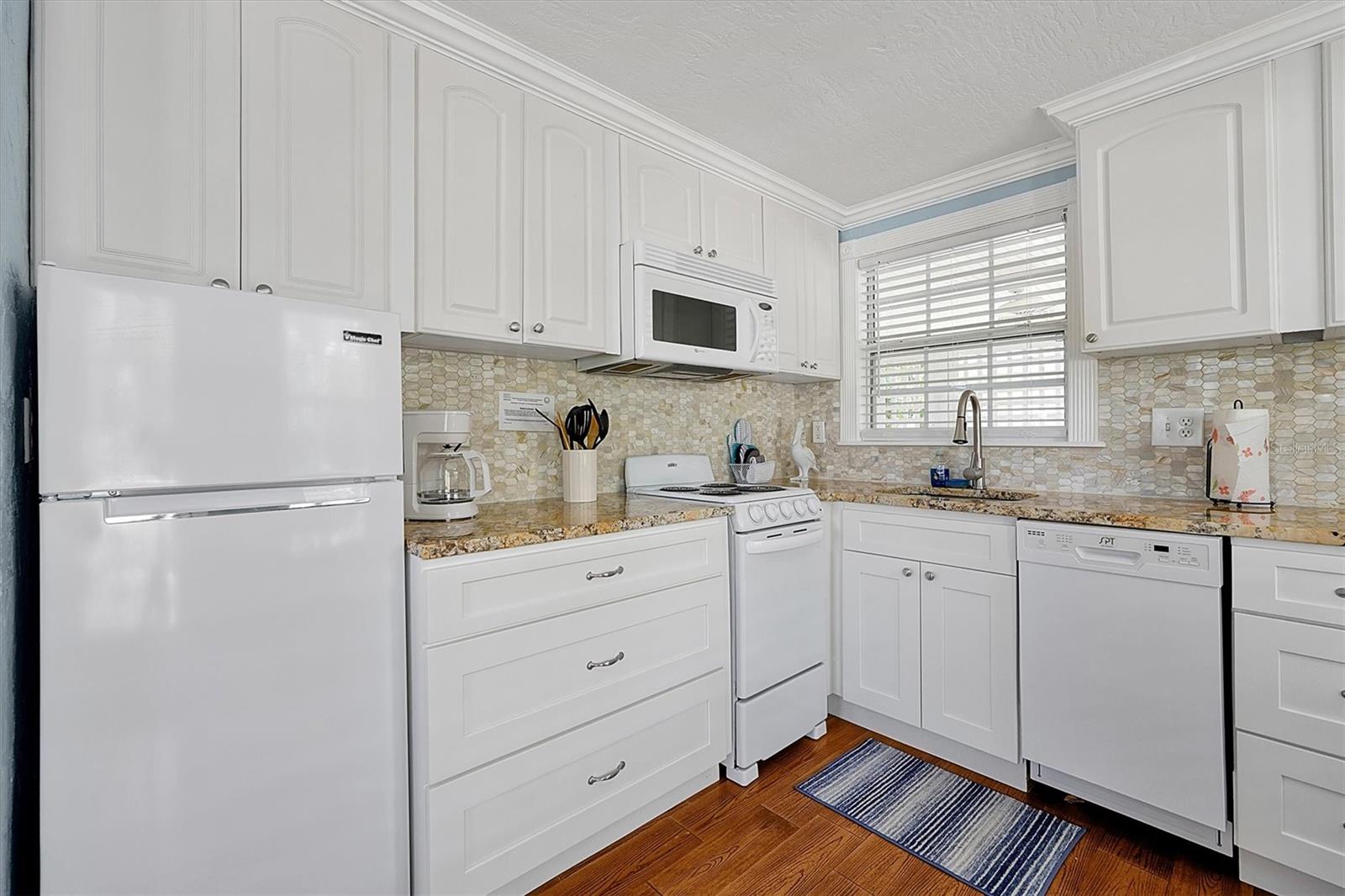 O6333255 Property Photo