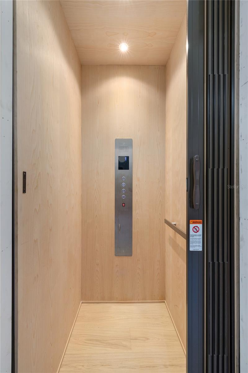 TB8414309 Property Photo