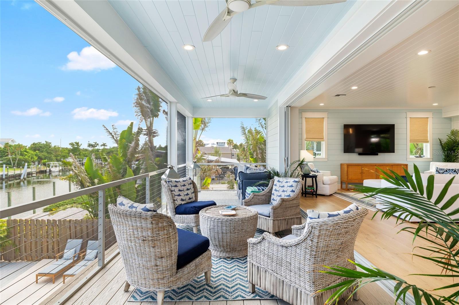 TB8414309 Property Photo