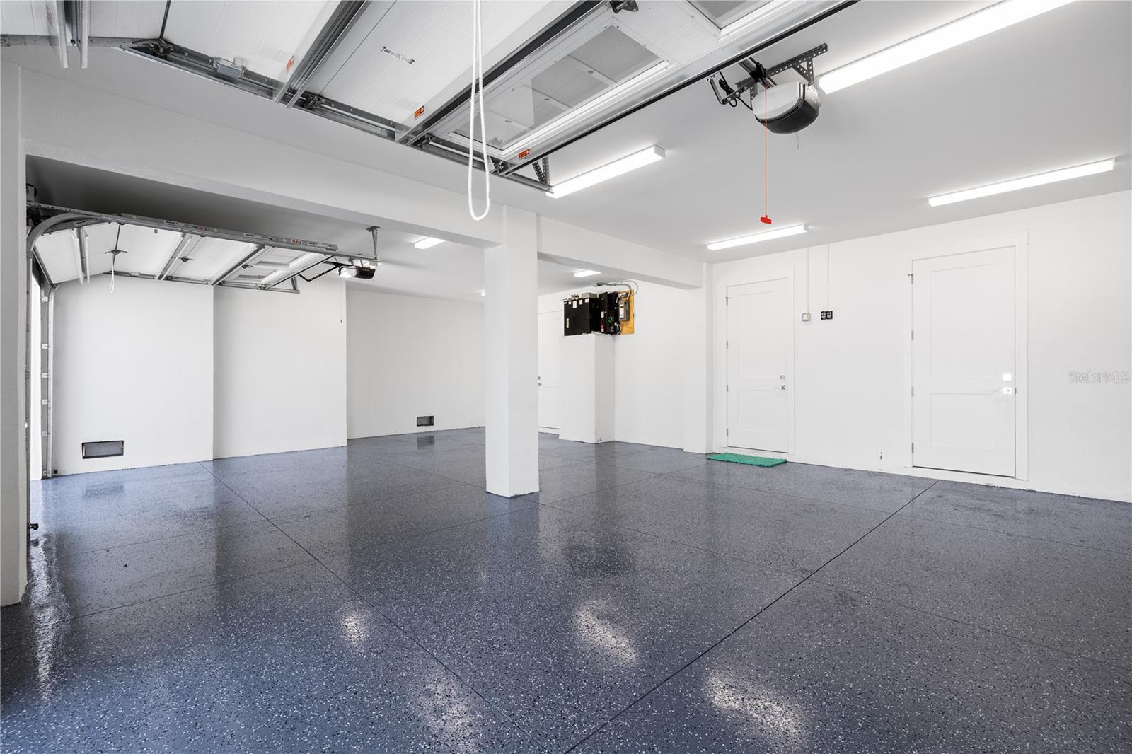 TB8414309 Property Photo